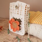 Capucine, la pochette fleurie : sac crochet facile